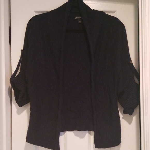 Banana Republic Sweaters - Banana Repulic Cashmere/wool blend Navy sweater Banana Republic Sweaters - Banana Repulic Cashmere/wool blend Navy sweater